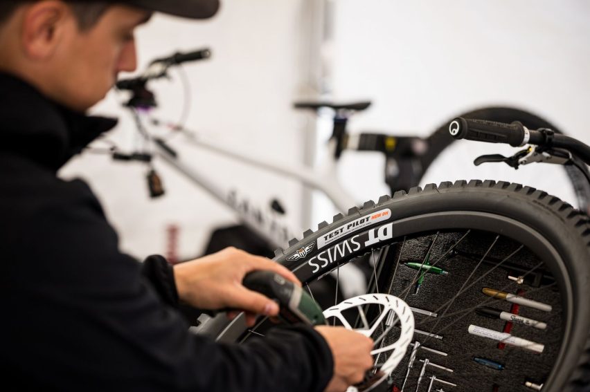 Maxxis Minion DHX - nuovo pneumatico MTB Gravity - prototipo