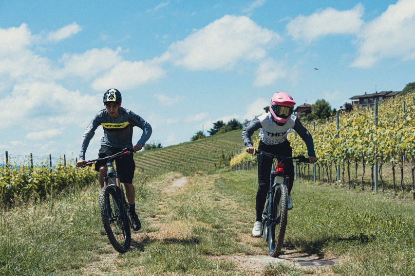 Thok E‑Bikes Friends of Brand - Buniva e Zacchetti action