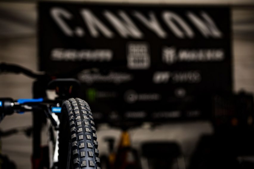 Maxxis Minion DHX - nuovo pneumatico MTB Gravity - fronte 2
