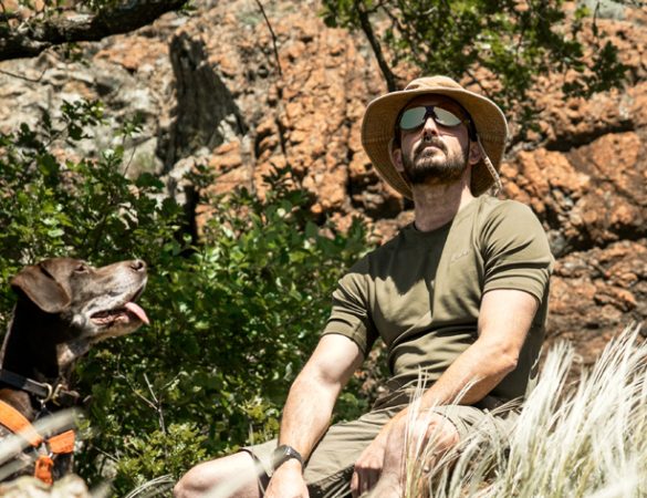 Moncler Grenoble Polartec® Delta™ T-Shirt: freschezza e performance per la montagna