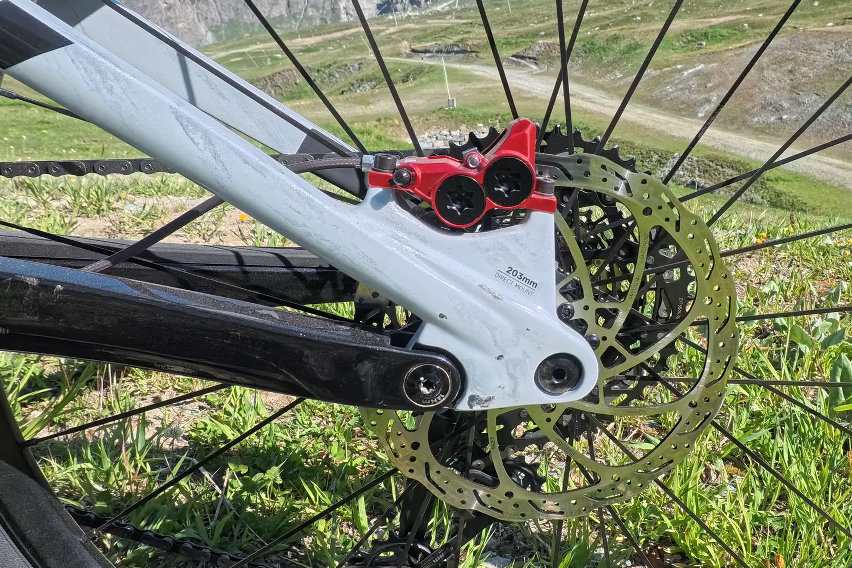 thok tp4 capsule collection - short test emtb - pinza freno