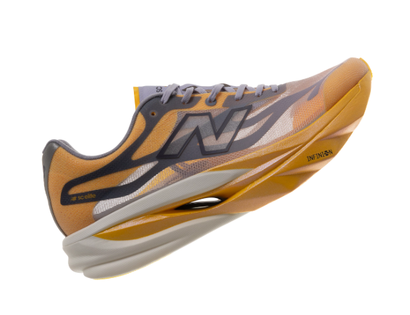 New Balance SuperComp Elite v6, per correre con la maratona nel DNA