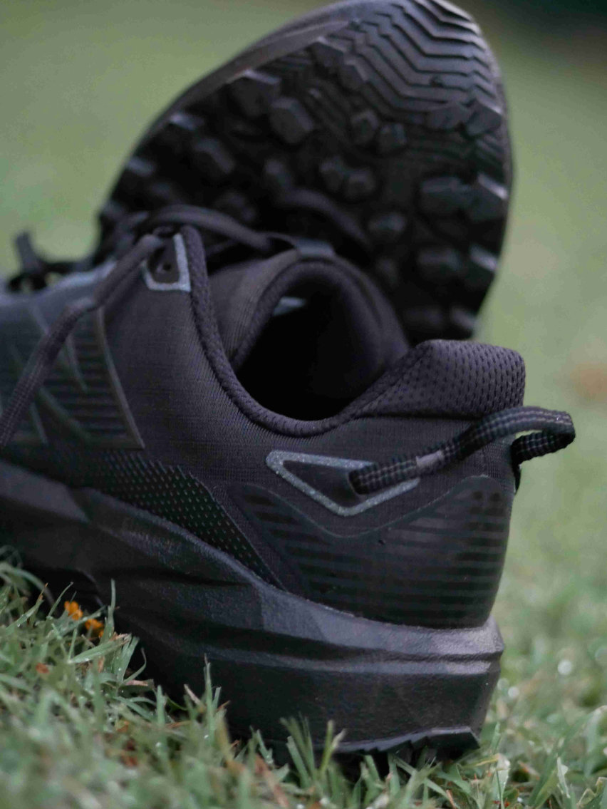 New Balance Rebel Trail nera