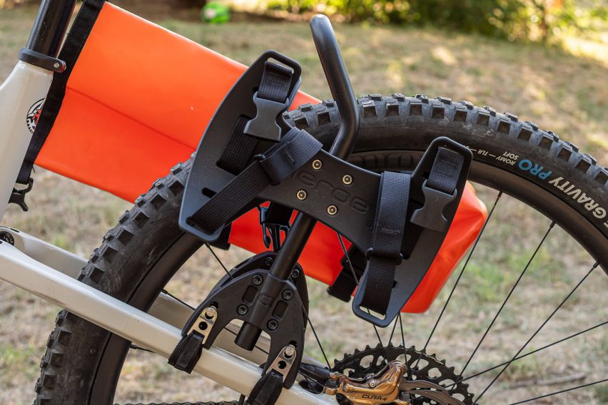Aeroe Spider Rack - test review portapacchi mtb - culla sx