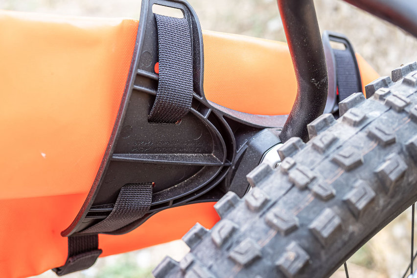 Aeroe Spider Rack - test review portapacchi mtb - culla interno