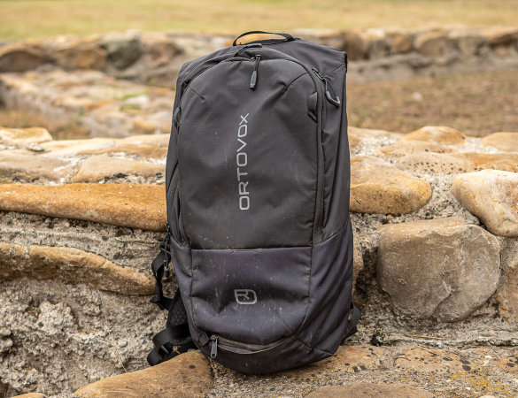 Ortovox Sequence Daypack 15 - test zaino mtb - cover