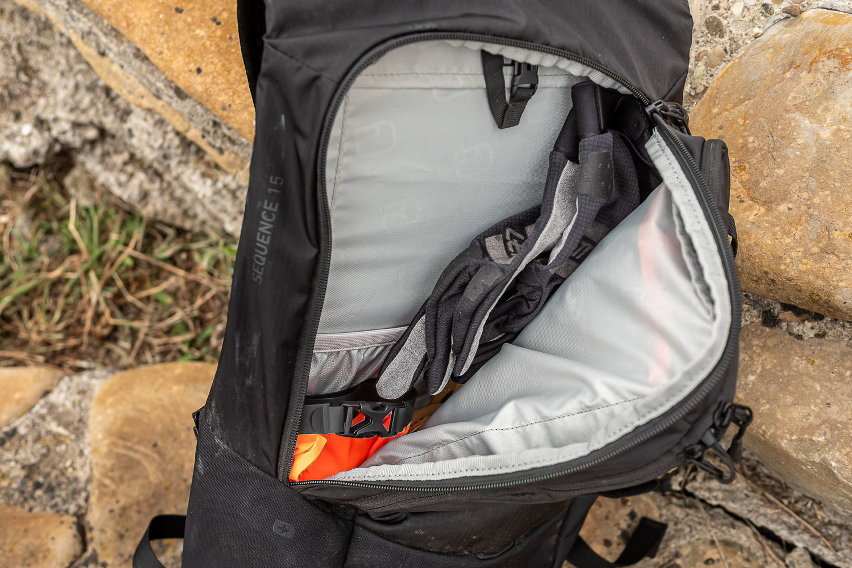 Ortovox Sequence Daypack 15 - test zaino mtb - vano principale 01