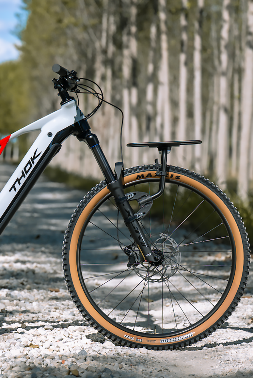 thok all.one gone - emtb bikepacking con portapacchi aeroe - anteriore