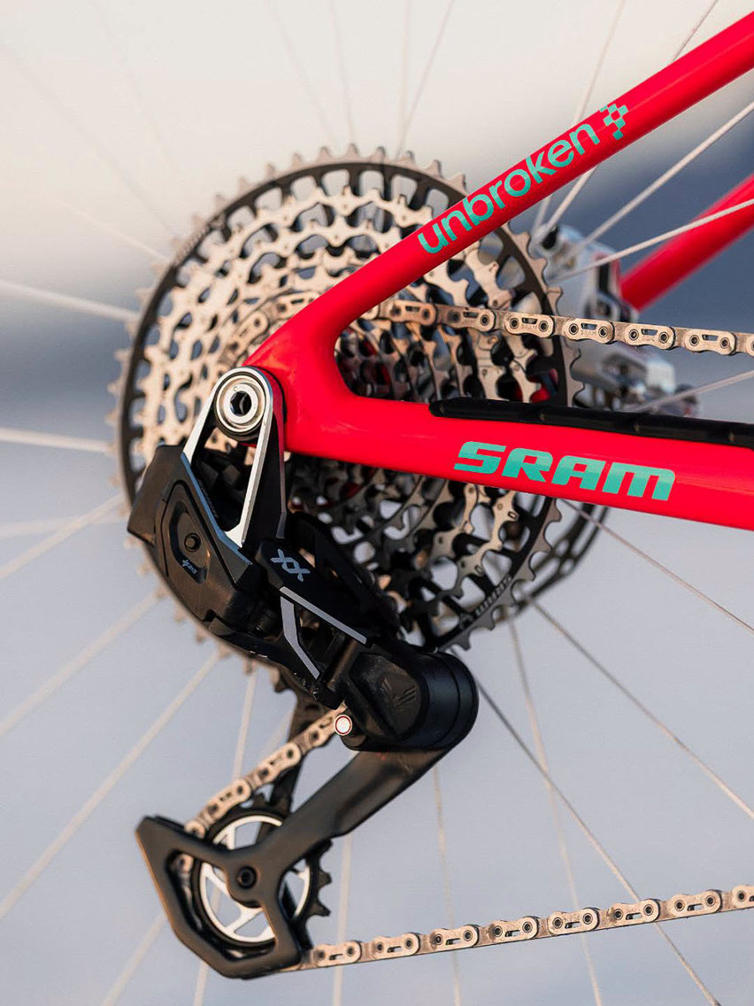 Trek 32” prototipo - dettagli 02