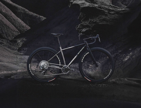 Bottecchia Titan 32, la maxi-gravel