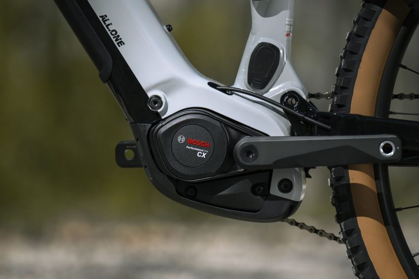 thok all.one gone - emtb bikepacking con portapacchi aeroe - motore