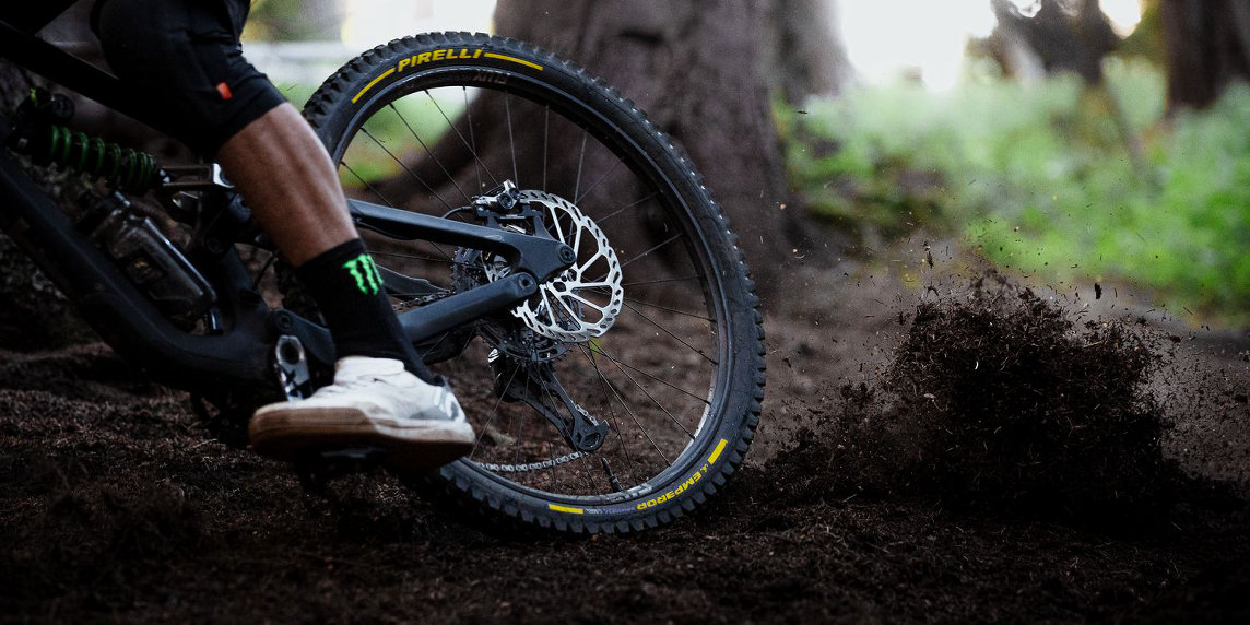 Pirelli presenta la nuova gamma Scorpion Gravity