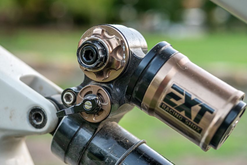 EXT Aria V2 - ammortizzatore ad aria Enduro/Gravity - lok 2.0