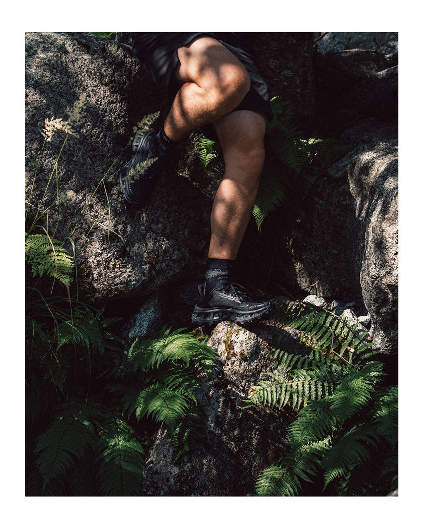 X-Bionic Terraskin X03 GTX è la scelta perfetta per correre su terreno bagnato, con pioggia, fango, radici e roccia umida. È una scarpa che punta su impermeabilità, stabilità e protezione, senza tanti giri di parole, una scarpa che funziona, soprattutto in condizioni difficili.