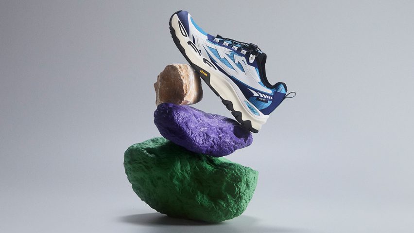 OFF-WHITE™ Be Right Back Trail Vibram 01