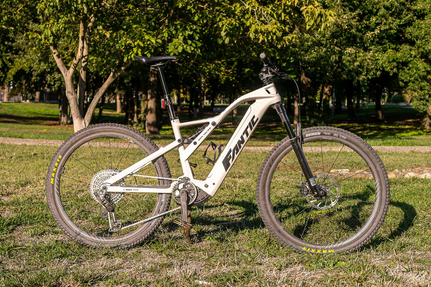 fantic sierra factory - emtb con bosch cx gen 5 - bici lato dx