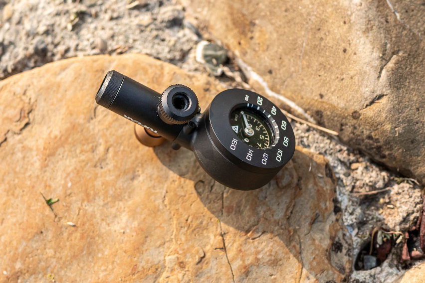Topeak Airbooster G+ - manometro analogico con adattatore CO2 - 01
