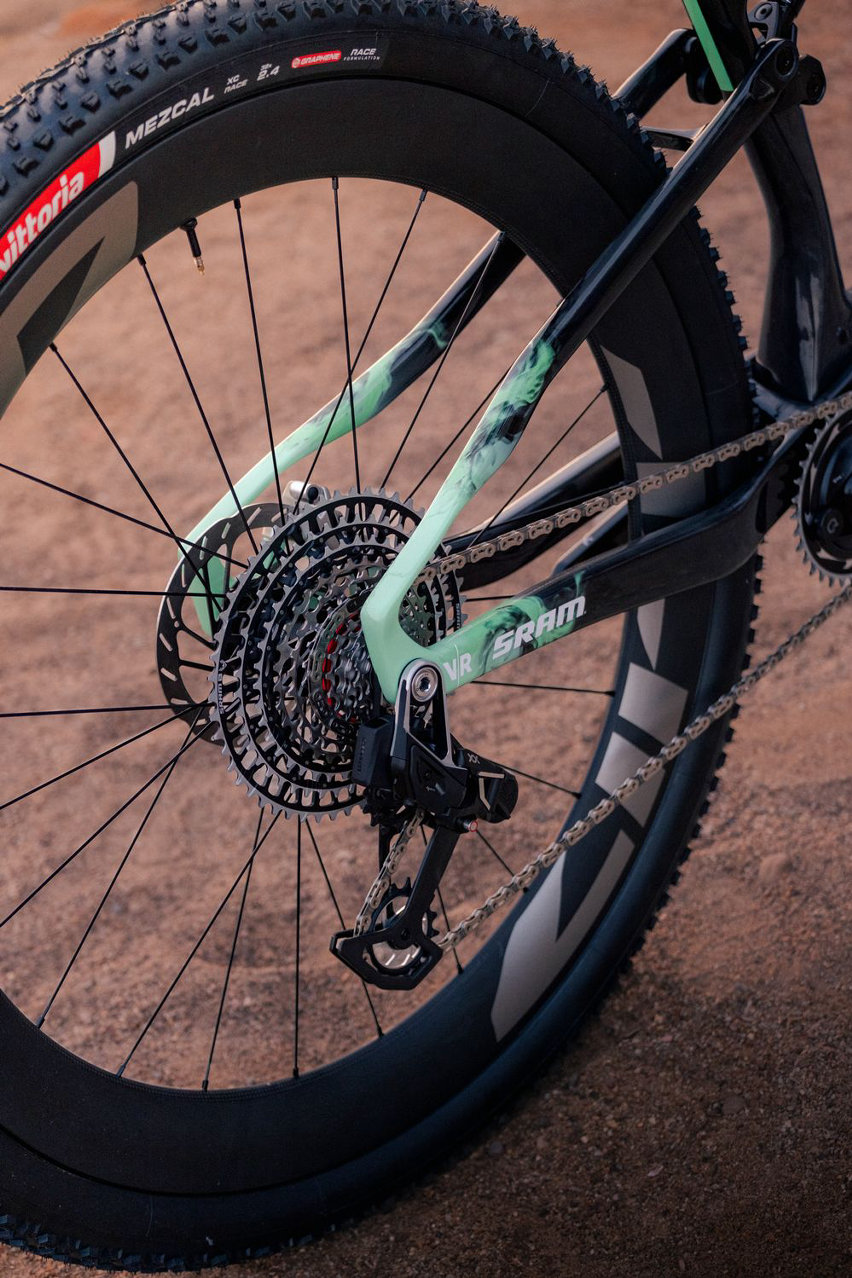 Van Rysel RCR‑XC da 32 pollici - nuova MTB da gara XC - chainstay