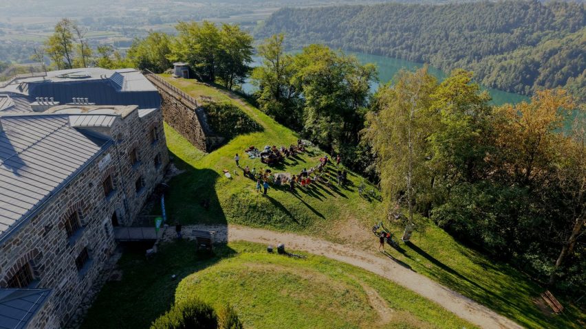 Valbeat Ciclomusic Festival con Bosch e-Bike Systems e Thok TP4-S - forte delle benne drone