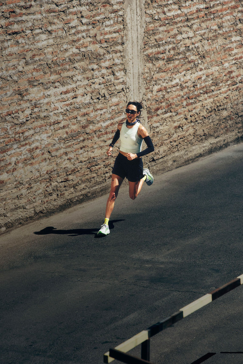 HOKA Clifton Pro