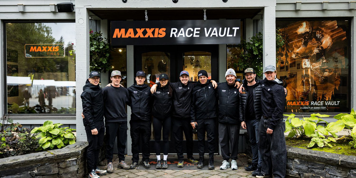 Maxxis celebra 30 anni di racing: a Whistler nasce il Race Vault