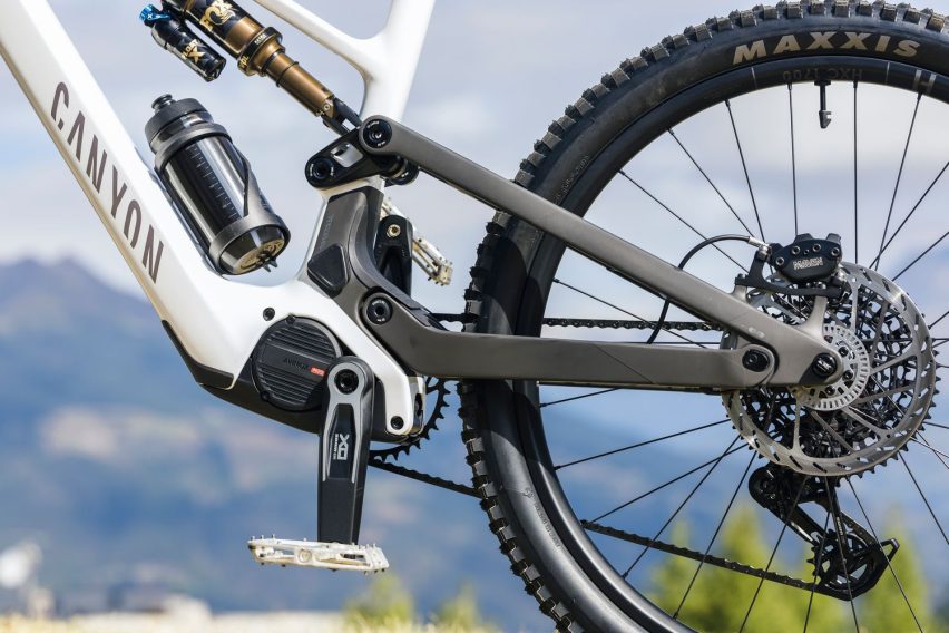 canyon spectral:on cf 9 con avinox m2s - motore