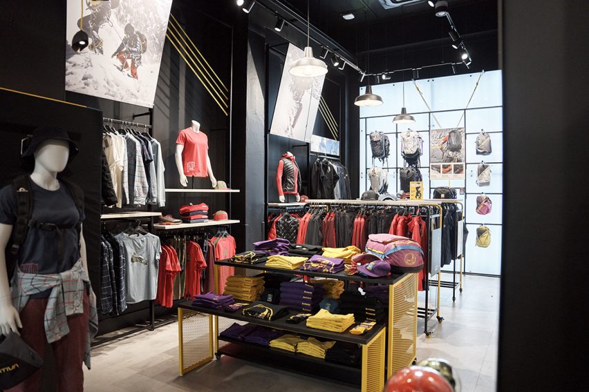 the sporty brand store Arco di Trento